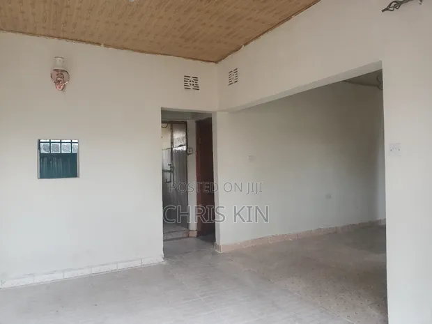 3bdrm Bungalow in Umoja, Gatuanyaga for rent