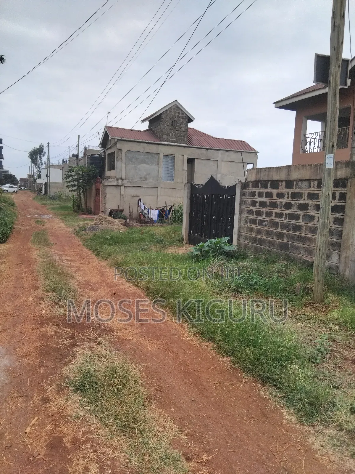 Kenyatta Rd, Murram Estate 50x25 Plots.