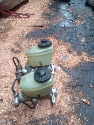 Master Cylinder Landcruiser 79