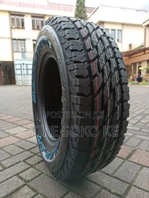 225/65r17 Bridgestone Dueler A.T 697