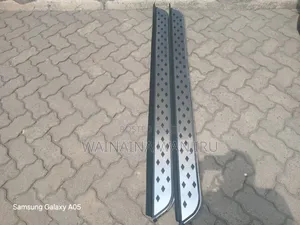 Universal Side Step for All Vehicles