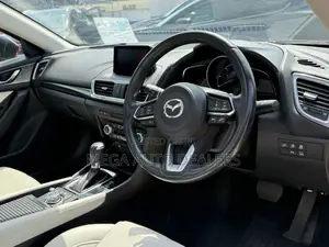 Mazda Axela 2018 Burgundy