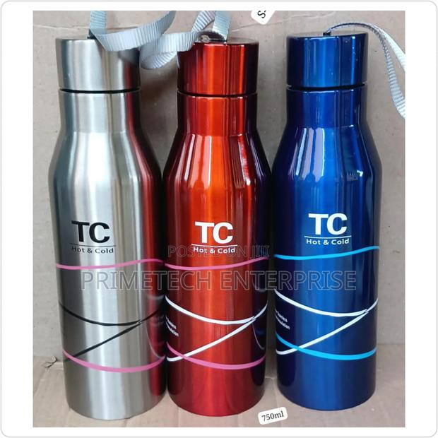 T C Hot and Cold Vacuum Flask-750ml - main view