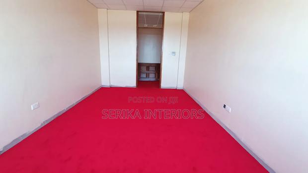 Environmental Friendly Wall to Wall Carpet Carpet Protector - main view