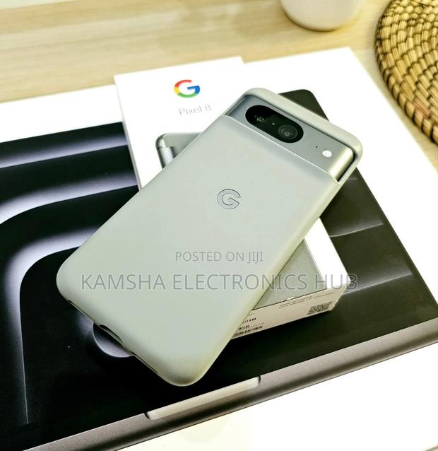 New Google Pixel 8 128 GB Green - main view