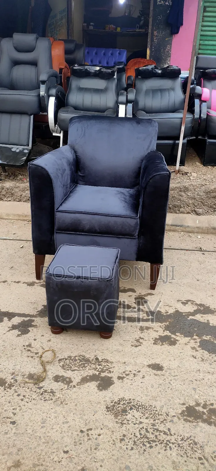 Black Pedicure Seat With Stool