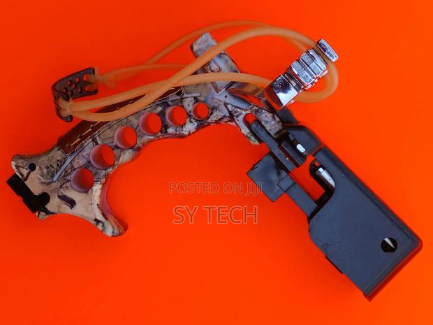 Slingshot/ Catapult With Laser Aimer - main view