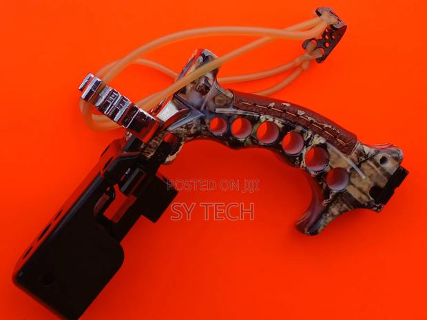 Slingshot/ Catapult With Laser Aimer - thumbnail 4