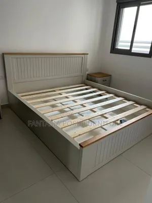 5x6 Two-Tone Wooden Bed Frame With Slatted Base