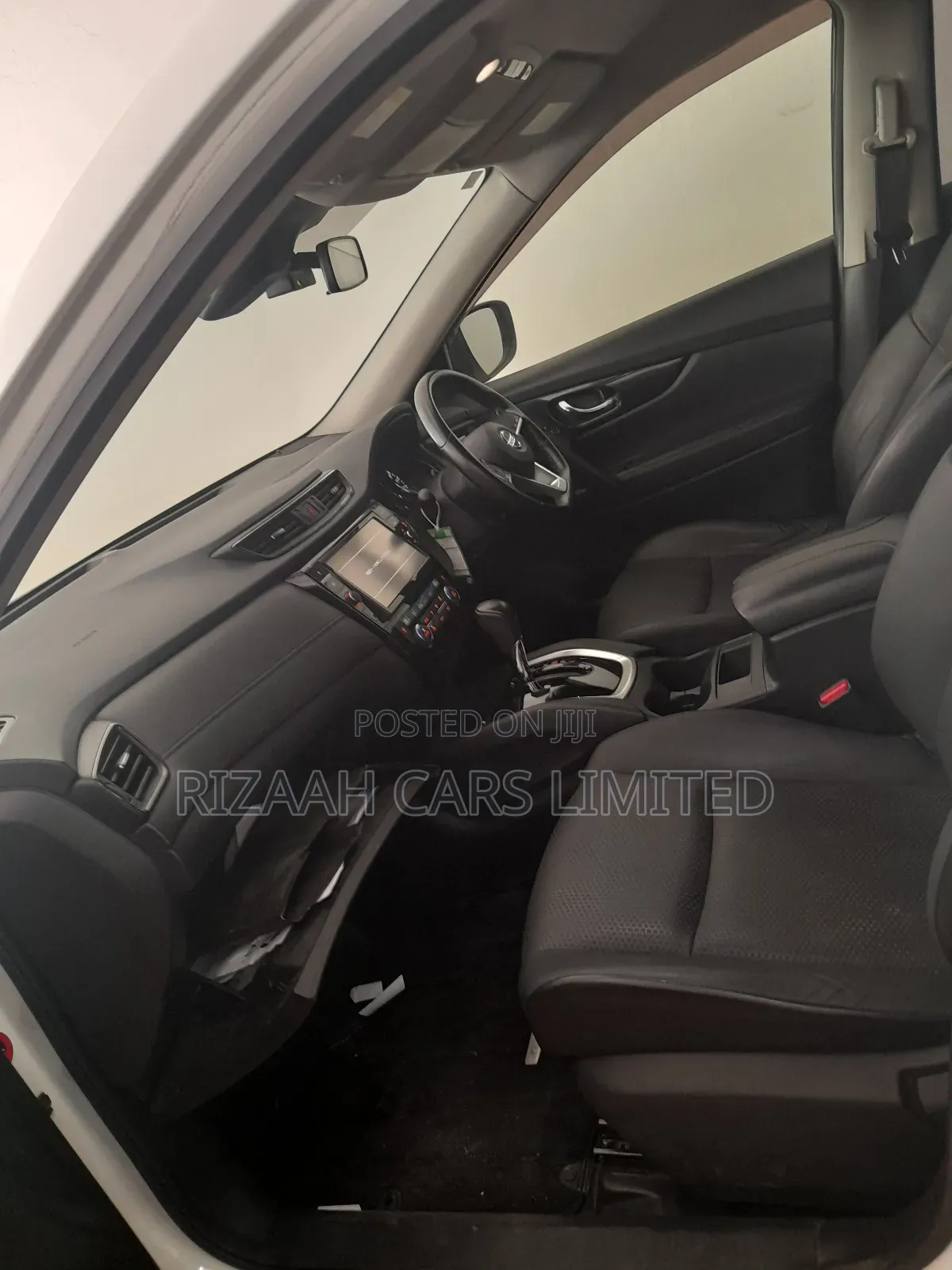Nissan X-Trail 2.0 Petrol AWD 2018 White