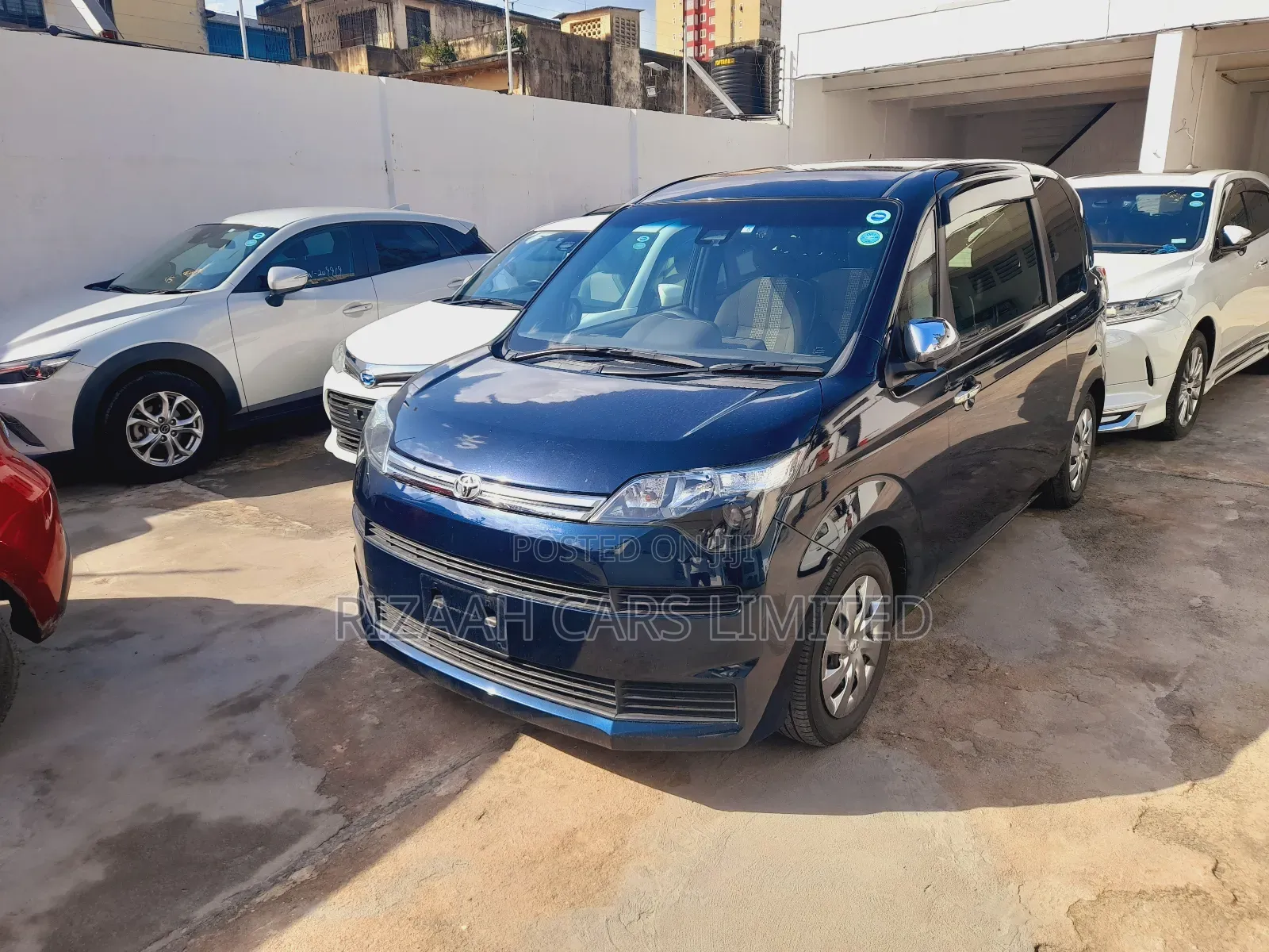 Toyota Spade 1.5 2018 Blue
