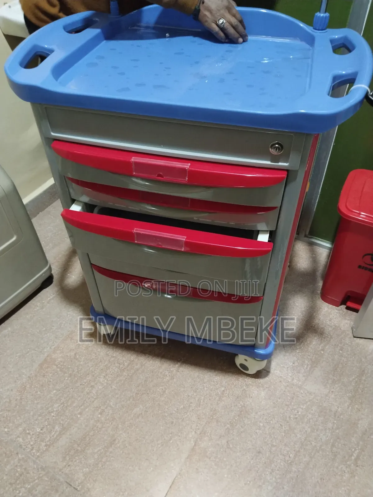 Emergency Trolley Instrument