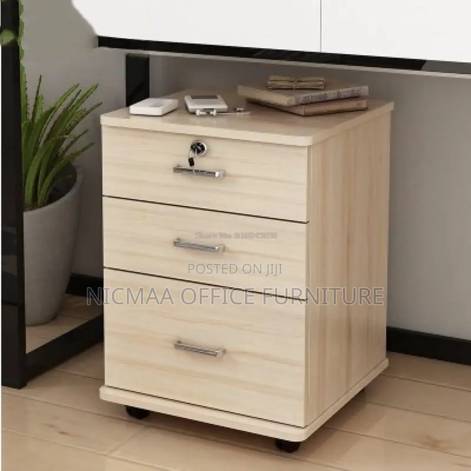 Mobile 3-Drawer Office Cabinet With Lock Wheels