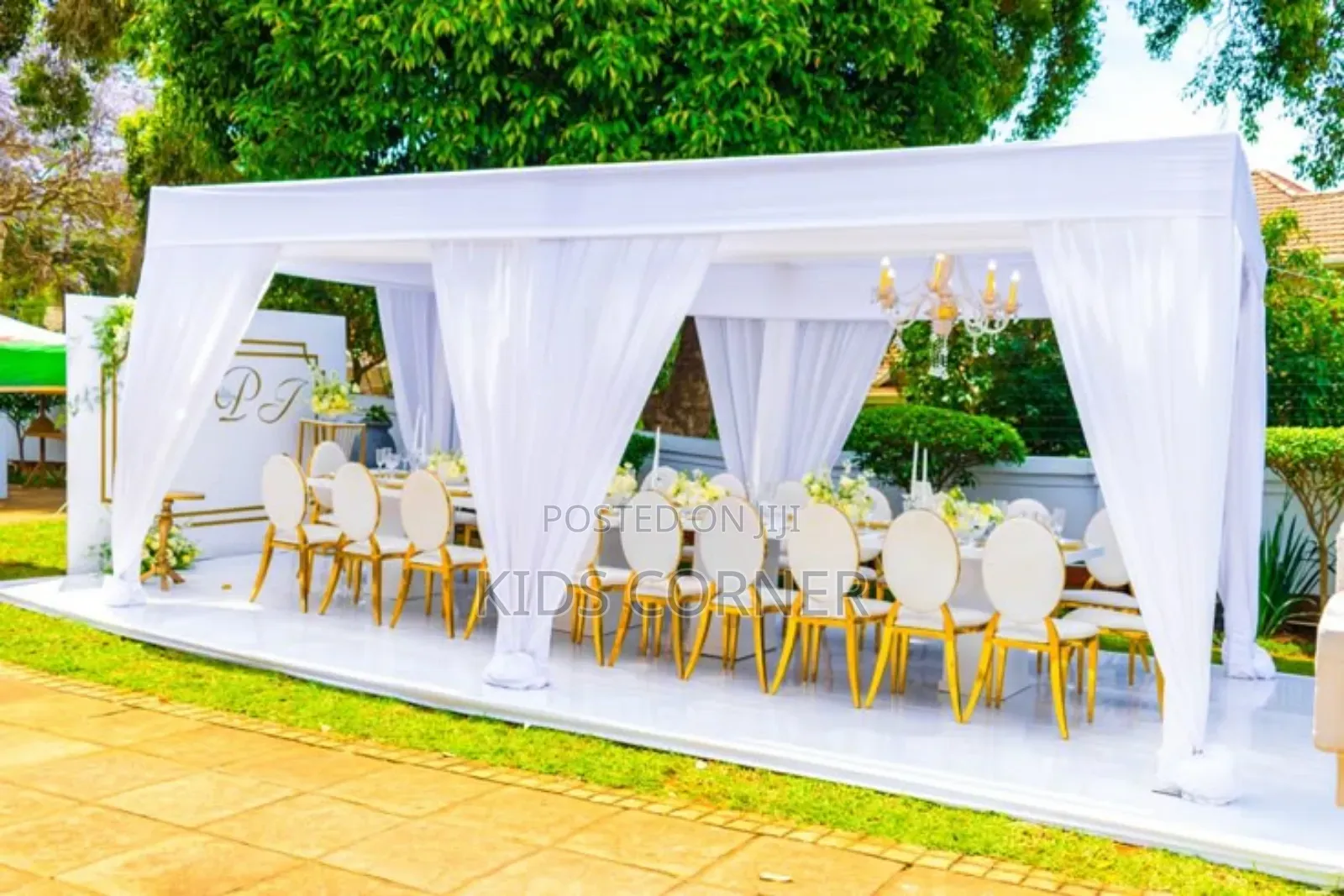 Chiavari Chairs for Hire – Elegant Comfortable Seating