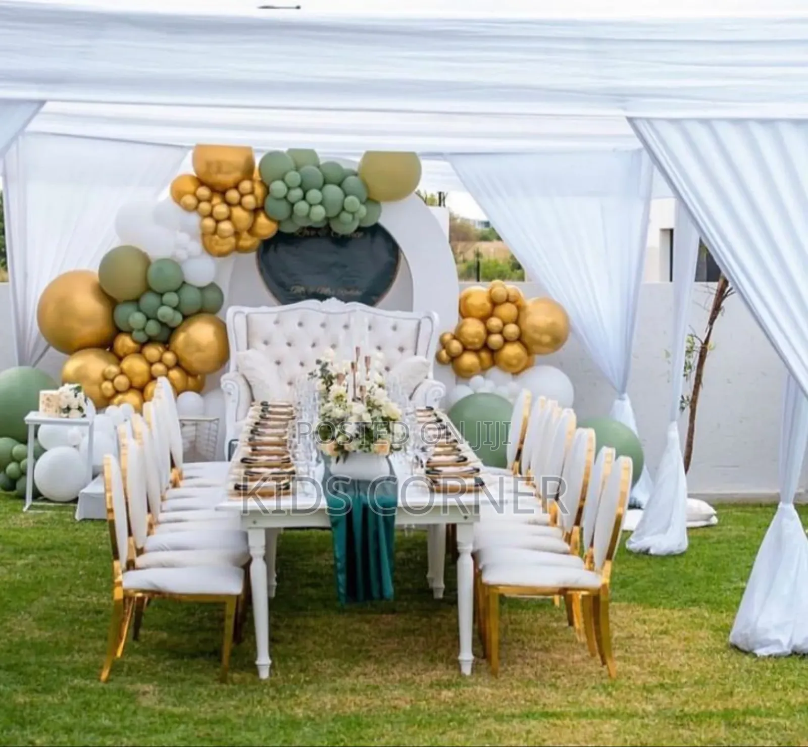 Chiavari Chairs for Hire – Elegant Comfortable Seating