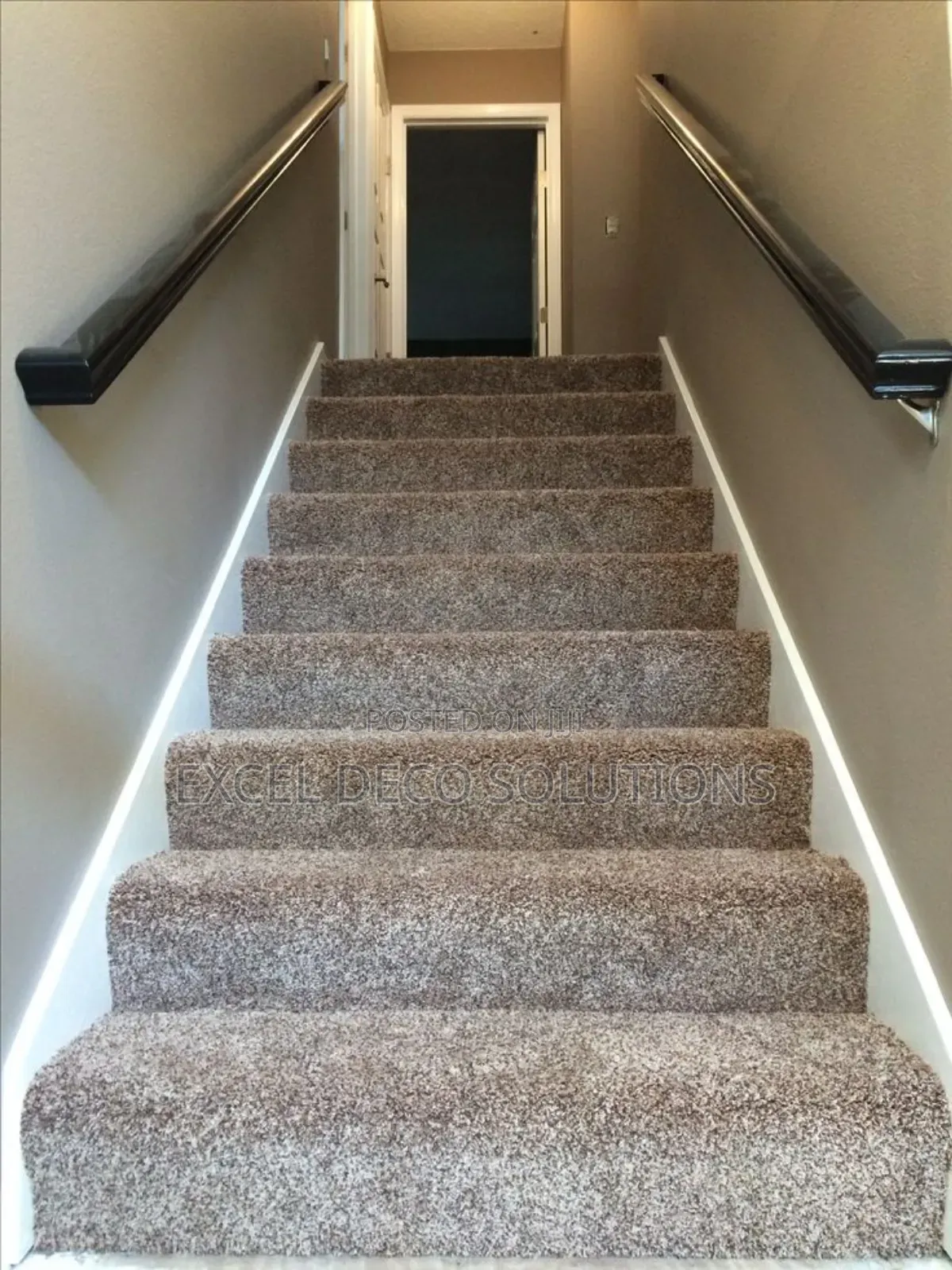 Wall-to-Wall Carpet – Perfect for Dining Areas Entryways