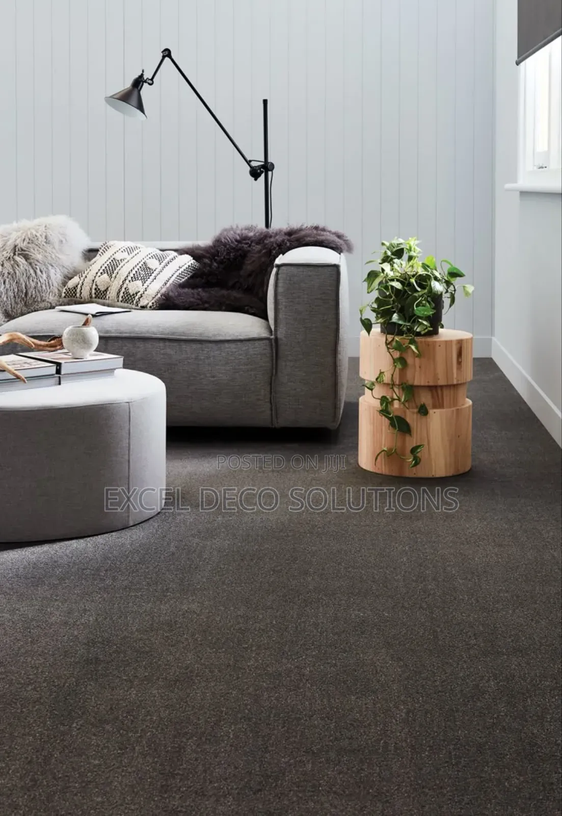 Elegant Grey Wall Carpet – Minimalist Look