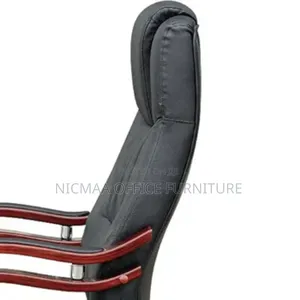 Rock Relax Style Black Leather Exec Chair