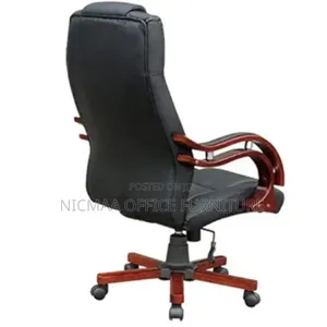 Rock Relax Style Black Leather Exec Chair