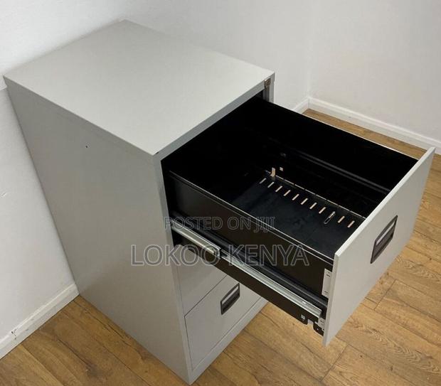 Office Cabinet : 33" 3-Drawer Metal Filing Cabinet
