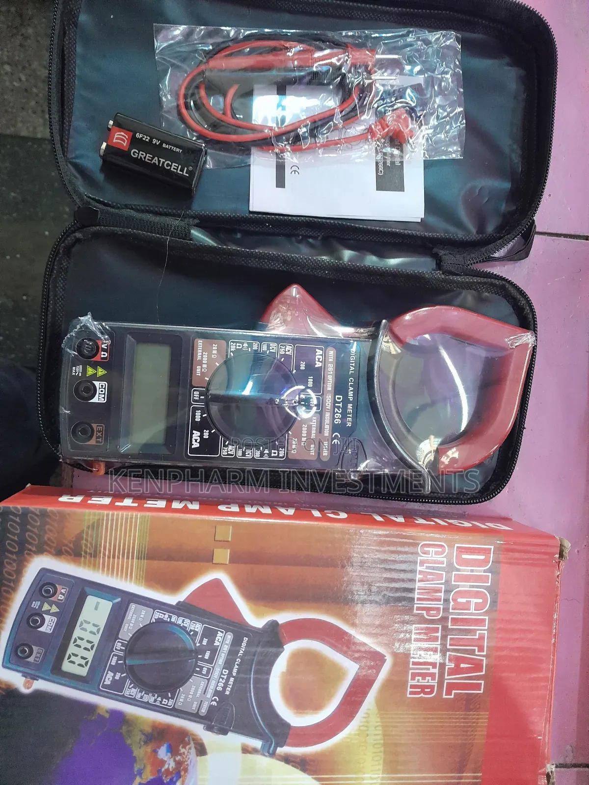 Digital Clamp Meter