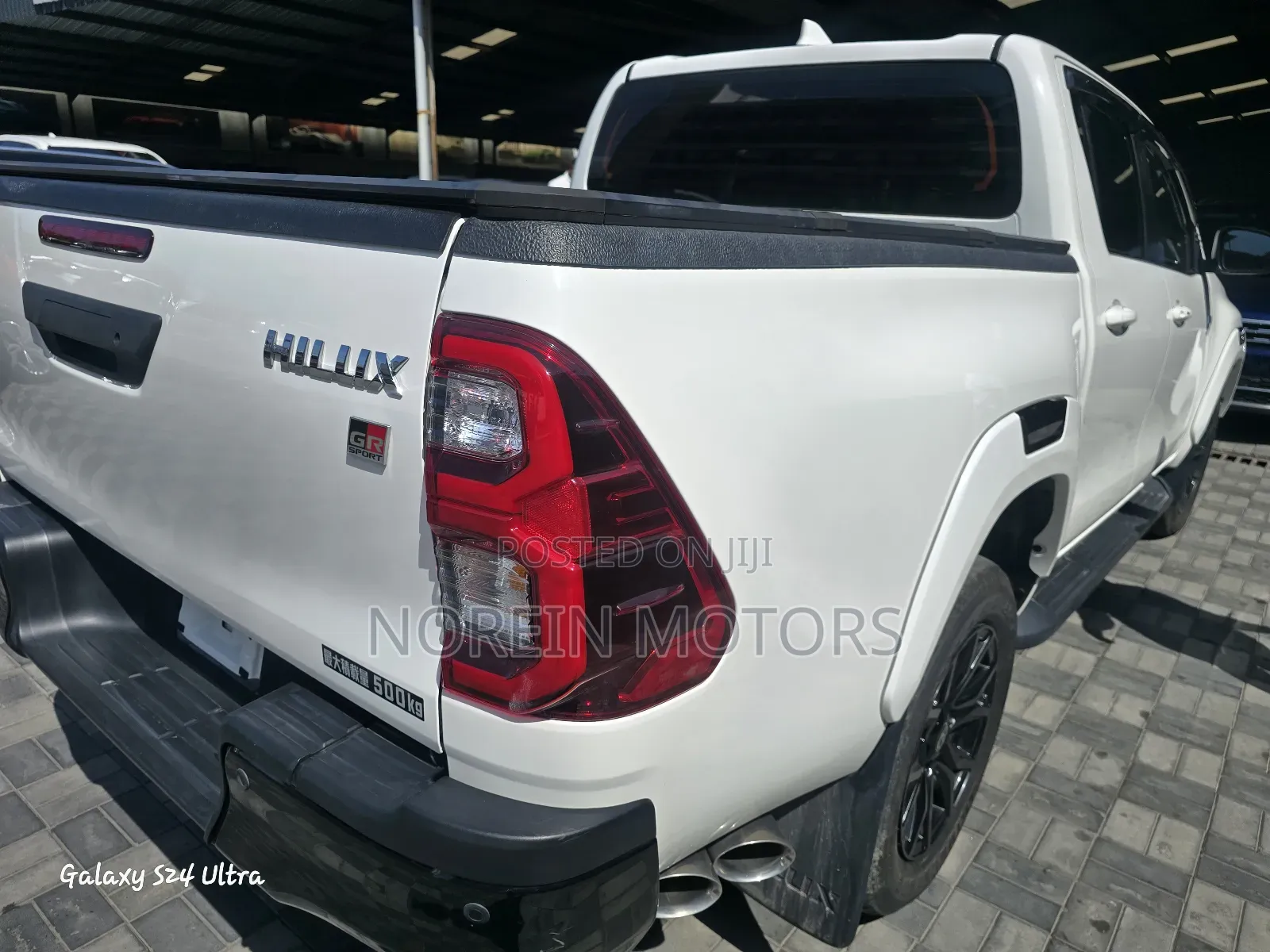 Toyota Hilux 2020 Off white