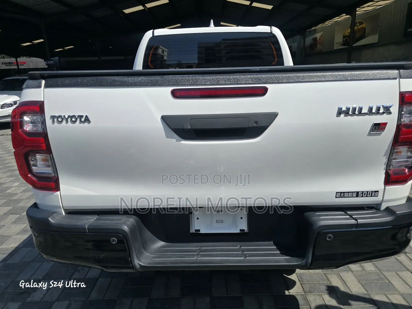 Toyota Hilux 2020 Off white