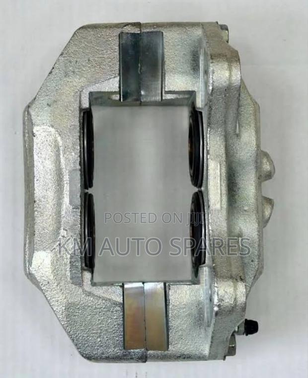 Toyota Hilux Vigo Front Calliper, 4 Wheel Drive.