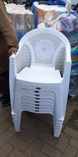 Milky Plastic Chairs With Armrest