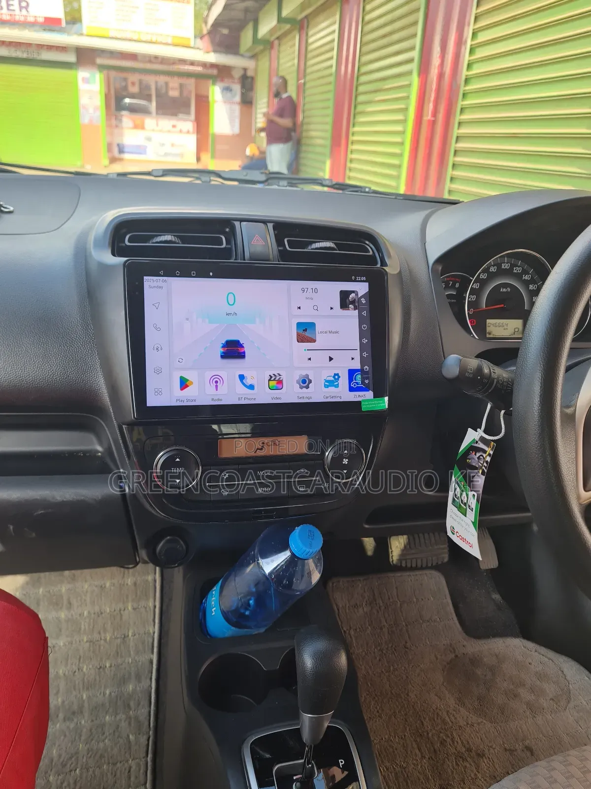 Mitsubishi Mirage 2010 + Android Radio Available