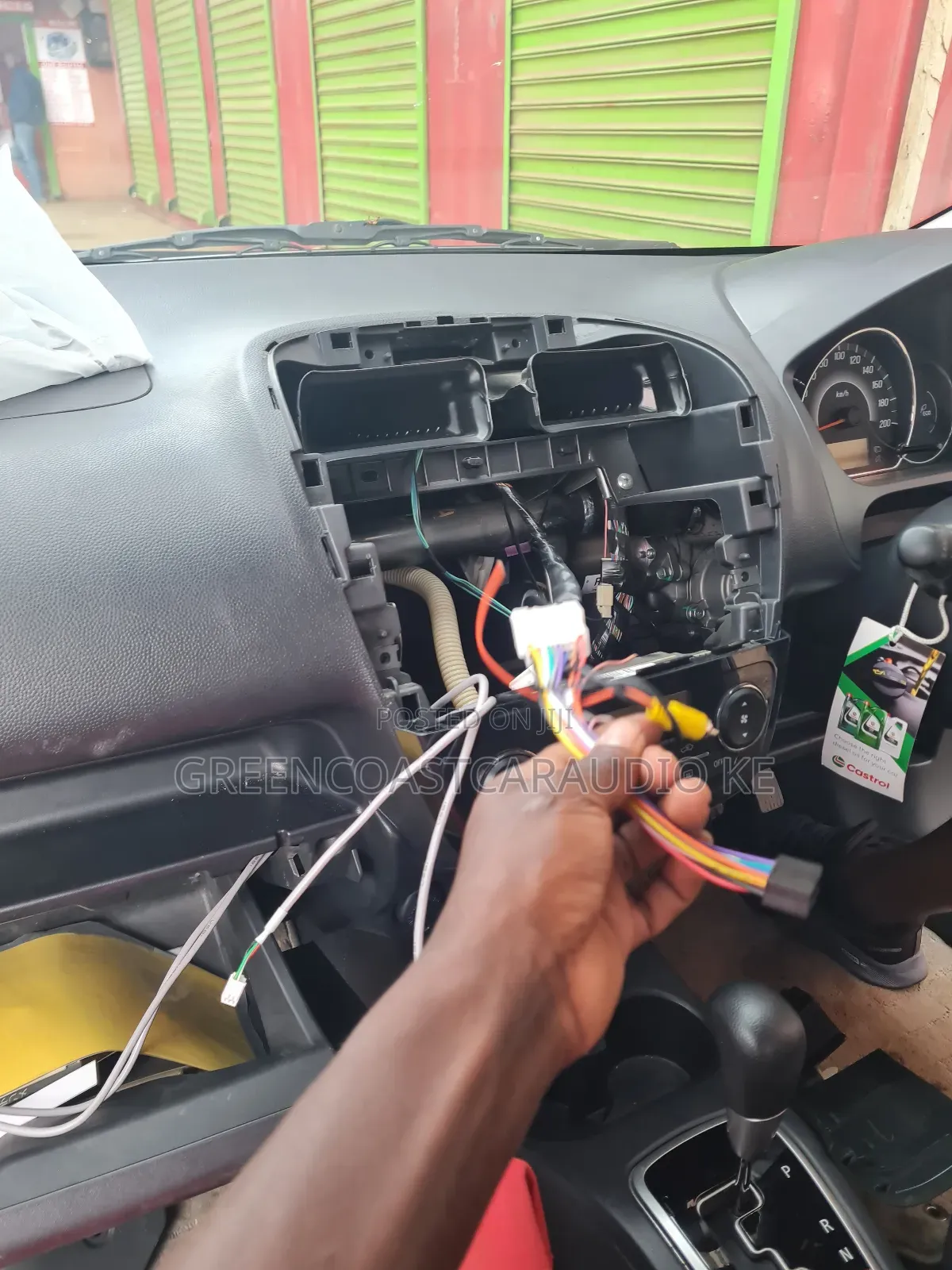 Mitsubishi Mirage 2010 + Android Radio Available