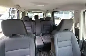 Nissan Serena 2018 Silver