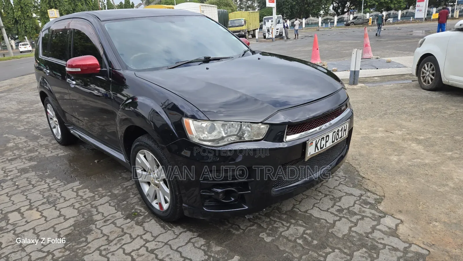 Mitsubishi Outlander 2012 Black