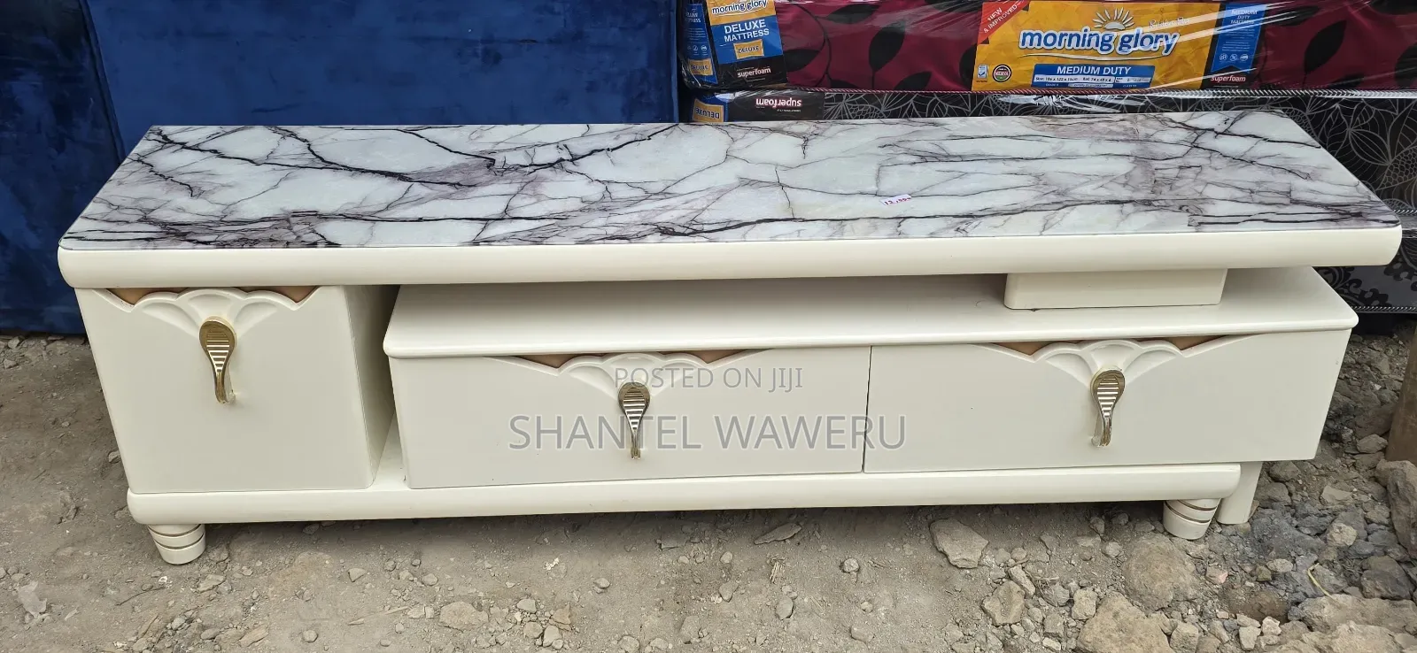 Elegant Tv Stand