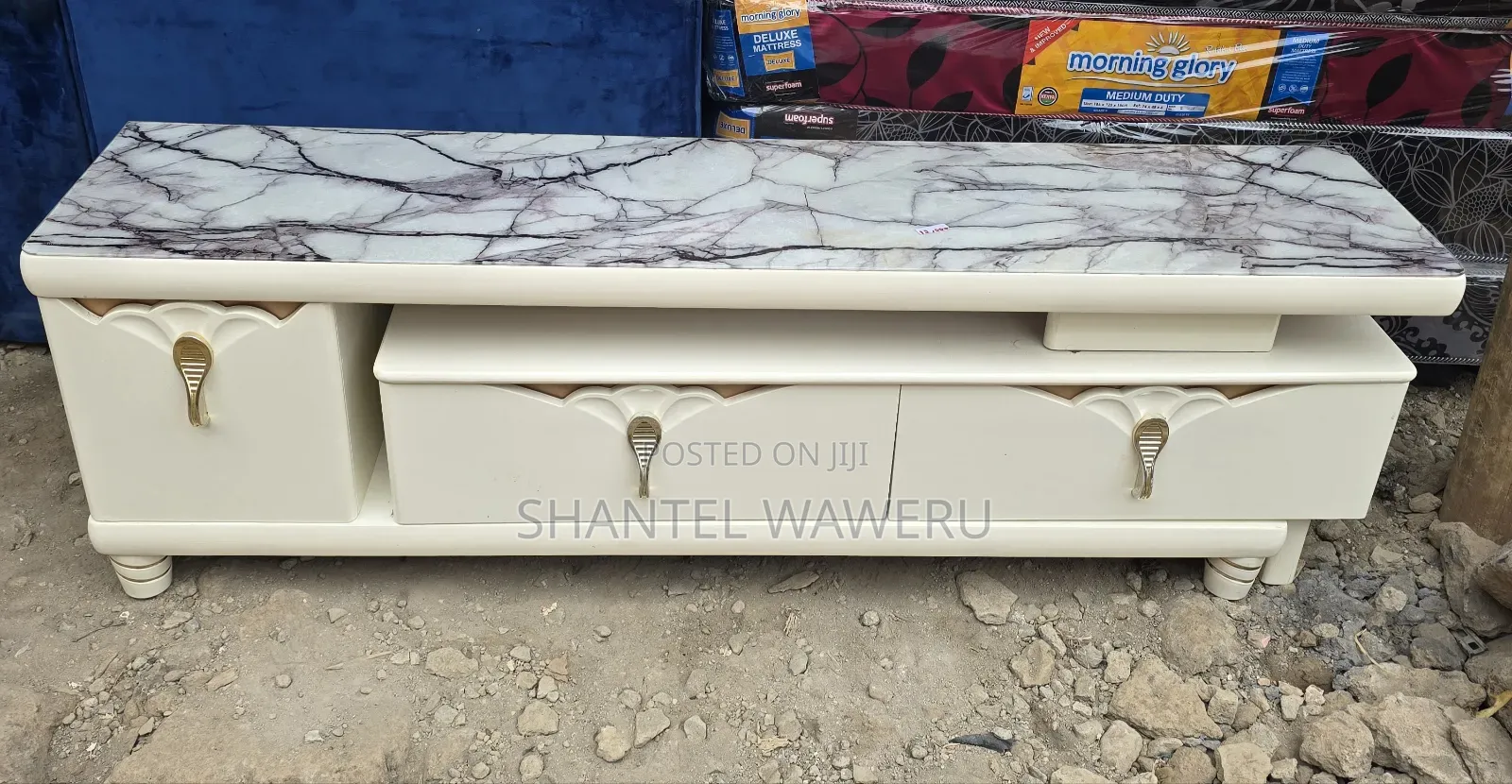 Elegant Tv Stand