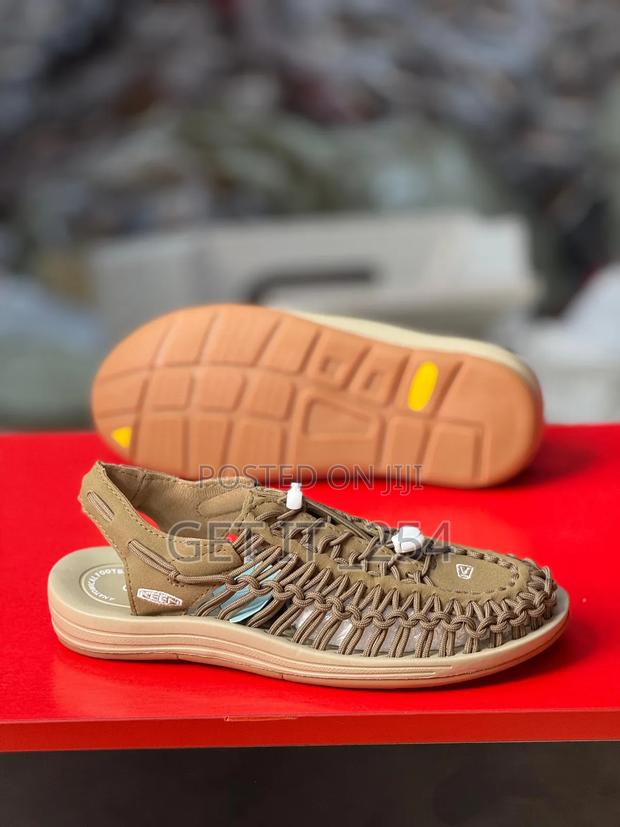 Keen Uneek
38-45 - thumbnail 3