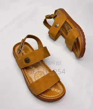 Timberland Slides
Quality 💯
Size 40---45