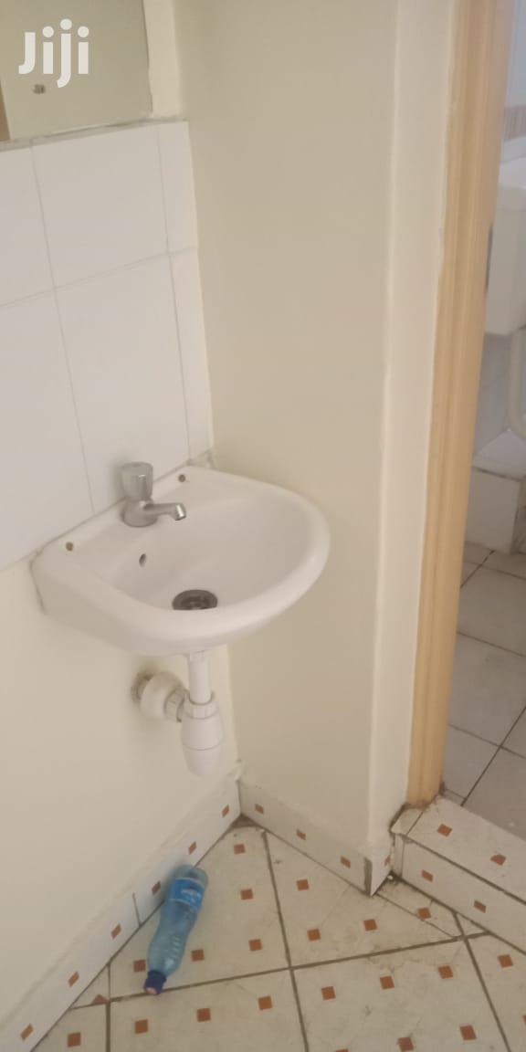 Modern 1 Bedroom South B at 24,000/= - thumbnail 7