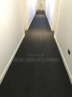 Cozy Lounge Wall-to-Wall Carpet 