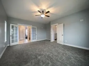 Wall to Wall Flooring Carpet