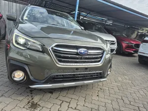 Subaru Outback 2018 Green