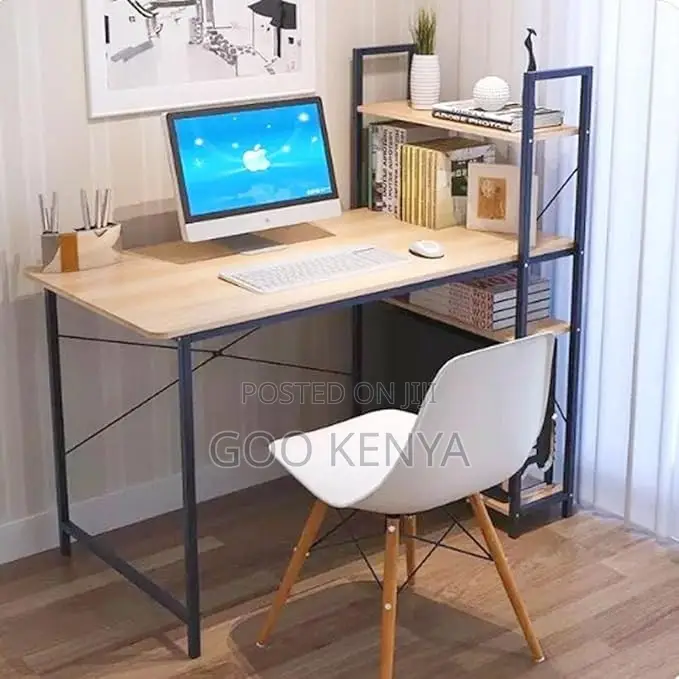 Office Chair ; Eames Dinning Chair