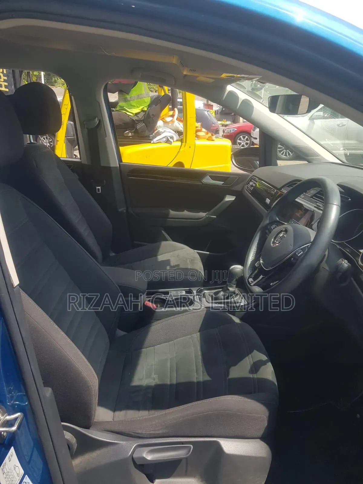 Volkswagen Touran 2018 Blue