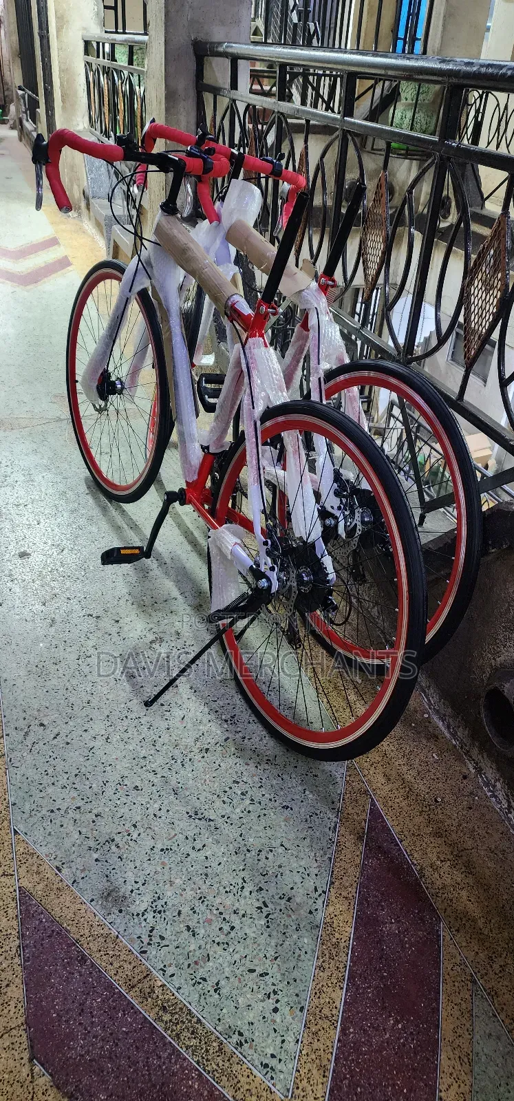 Exercise Sports and Racing Size 27.5 Bike With Slim Tyres
