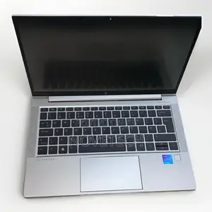 Laptop HP EliteBook 830 G8 16GB Intel Core I7 SSD 512GB