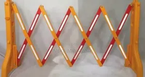 Portable Road Reflector Barrier