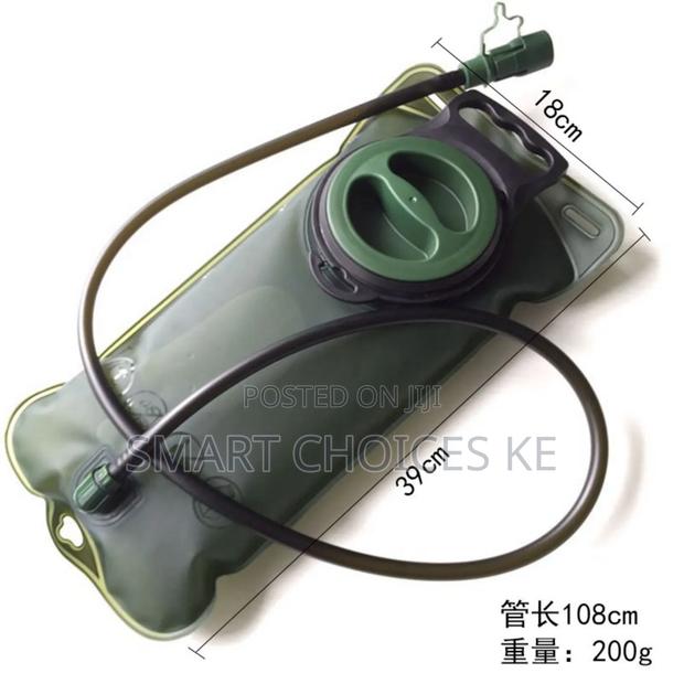 *3l Water Bladder / Hydration Reservoir for Hiking, Running - thumbnail 3