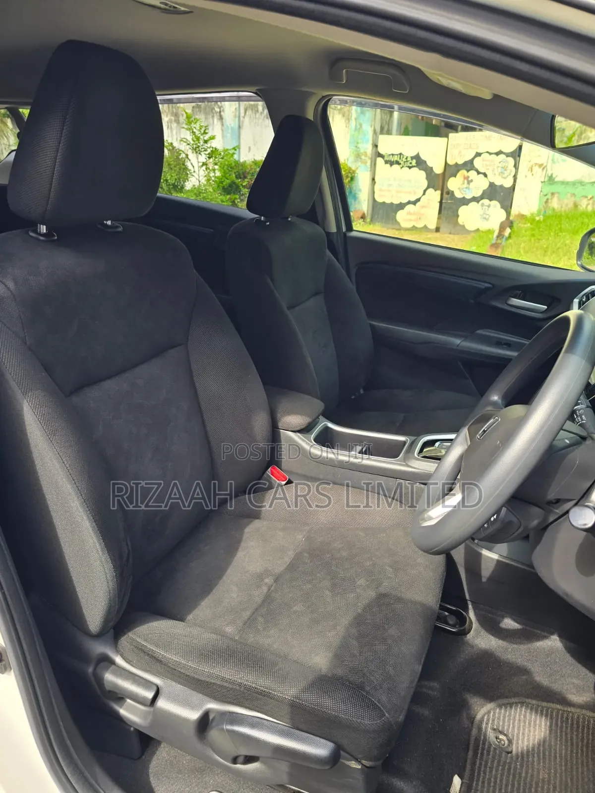 Honda Fit Shuttle 1.5 Hybrid 2WD 2018 White