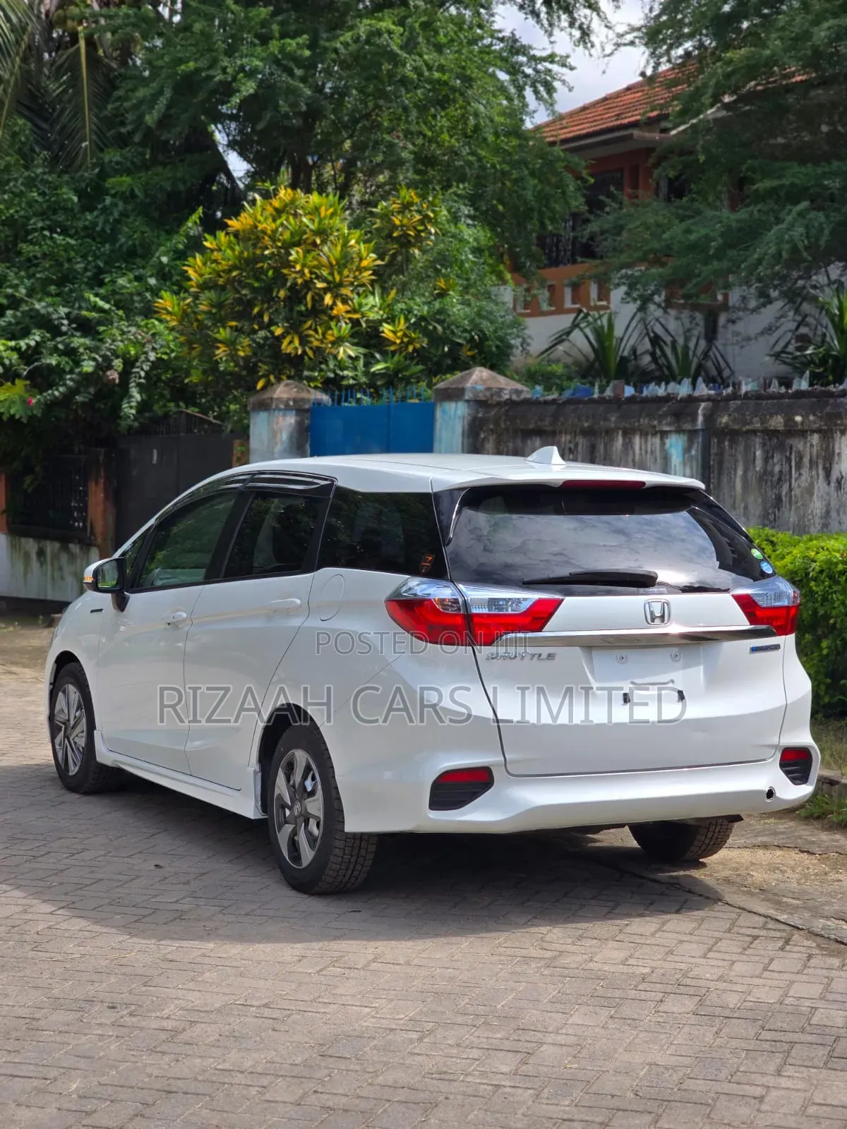 Honda Fit Shuttle 1.5 Hybrid 2WD 2018 White