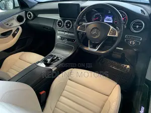 Mercedes-Benz C180 2018 Pearl